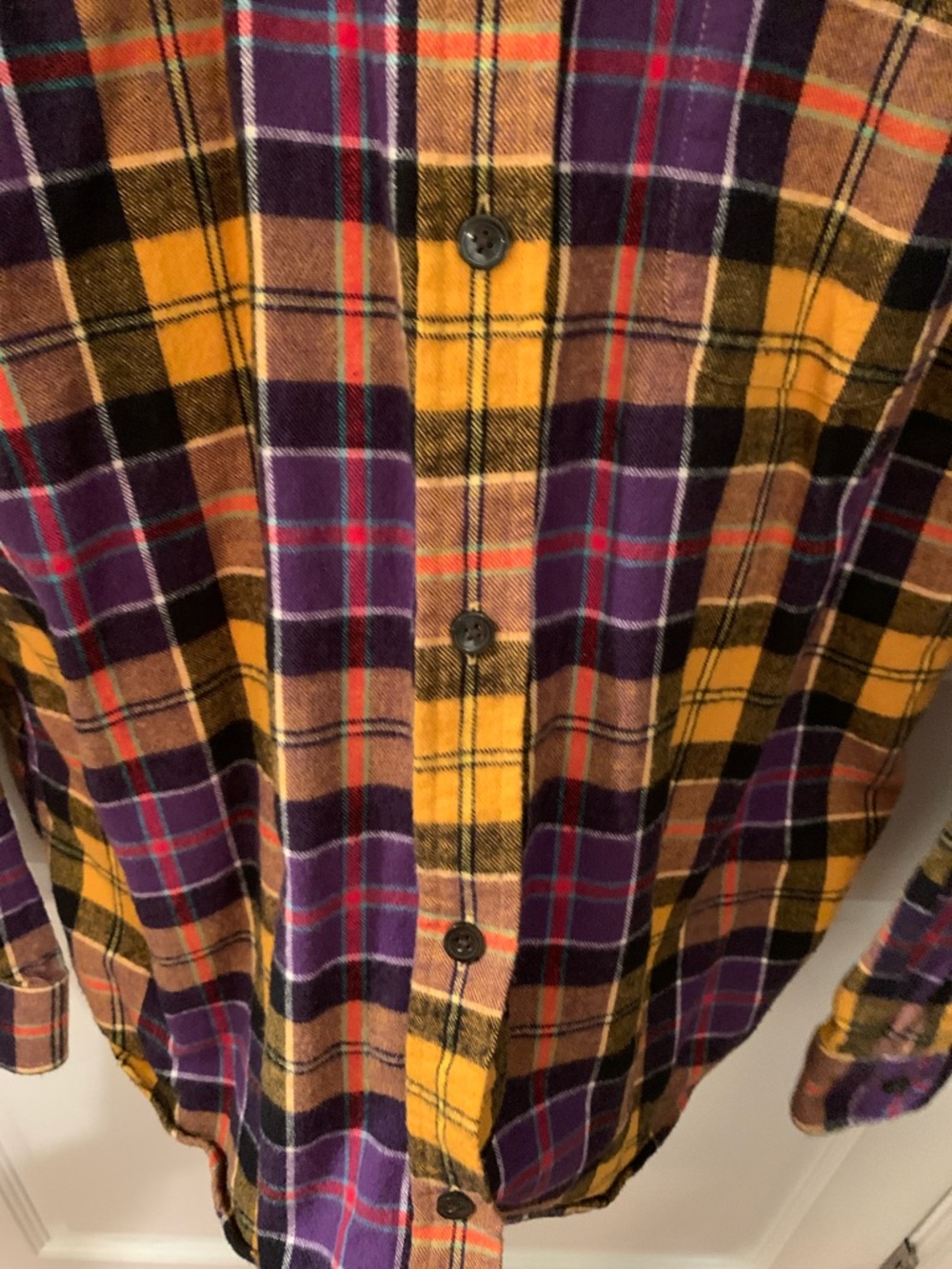 L.L. Bean Women’s Yellow/Purple Plaid Button-Down Shirt Large - Picture 6 of 9